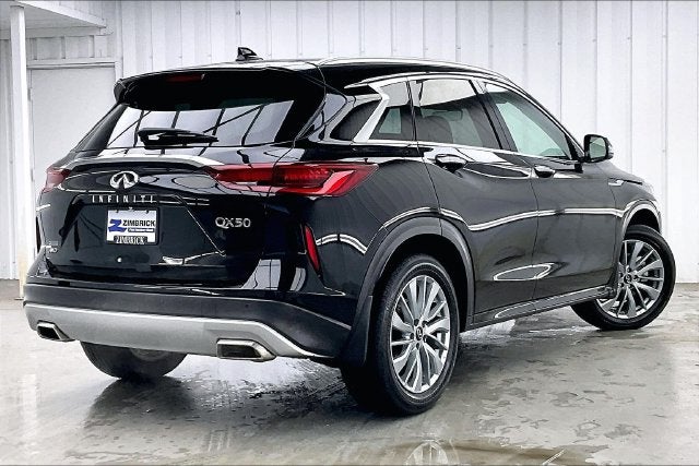 2023 INFINITI QX50 LUXE
