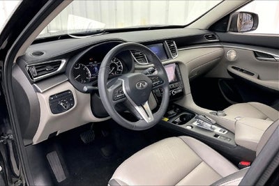 2023 INFINITI QX50 LUXE