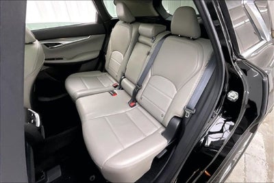 2023 INFINITI QX50 LUXE
