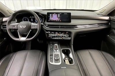 2025 INFINITI QX60 LUXE