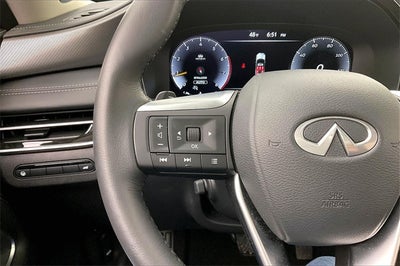 2025 INFINITI QX60 LUXE