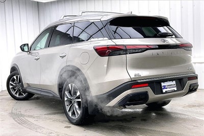 2025 INFINITI QX60 LUXE
