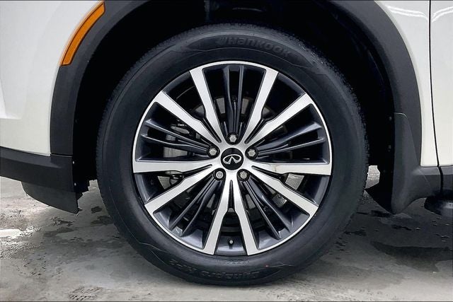 2023 INFINITI QX60 Sensory VISION AND TOW PKG