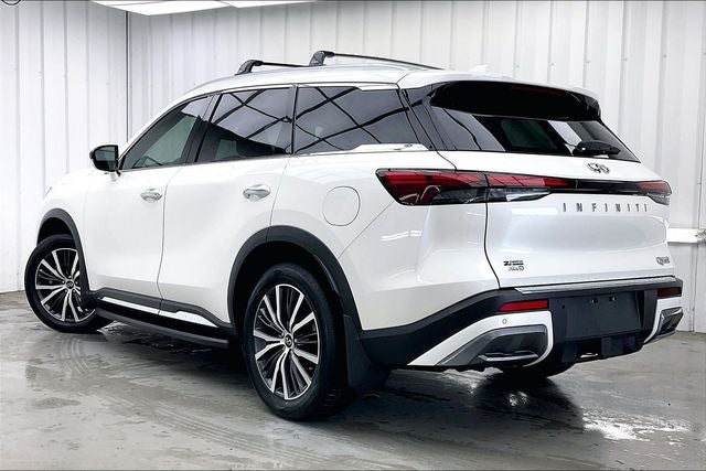 2023 INFINITI QX60 Sensory VISION AND TOW PKG