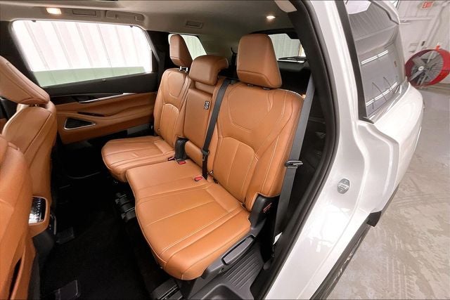 2023 INFINITI QX60 Sensory VISION AND TOW PKG