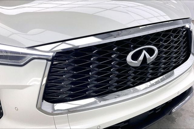 2023 INFINITI QX60 Sensory VISION AND TOW PKG