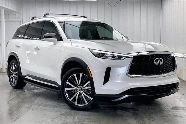 2023 INFINITI QX60 Sensory VISION AND TOW PKG