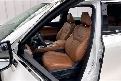 2023 INFINITI QX60 Sensory VISION AND TOW PKG