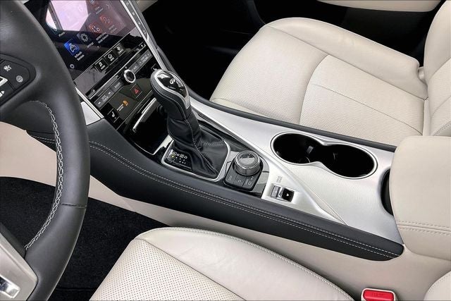 2023 INFINITI Q50 LUXE