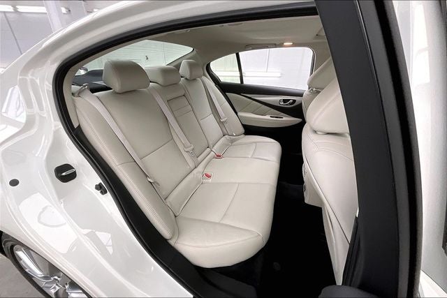 2023 INFINITI Q50 LUXE