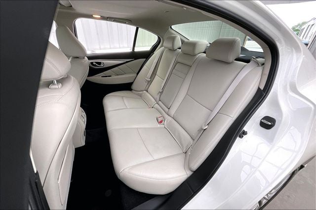 2023 INFINITI Q50 LUXE