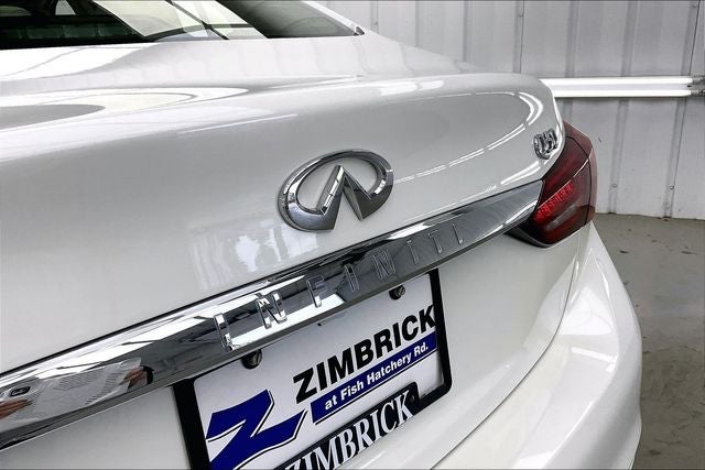 2023 INFINITI Q50 LUXE
