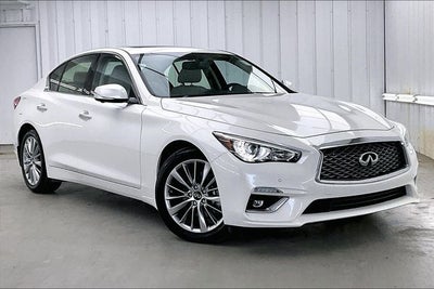 2023 INFINITI Q50 LUXE