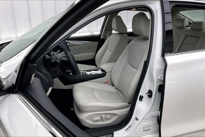 2023 INFINITI Q50 LUXE