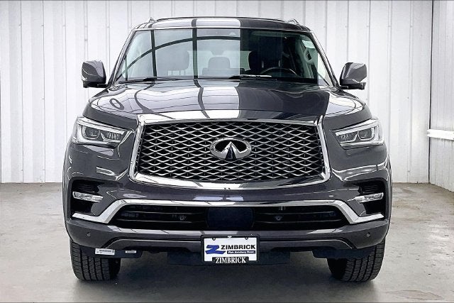 2023 INFINITI QX80 LUXE 8 PASSENGER
