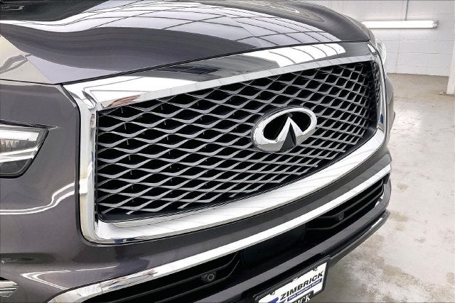 2023 INFINITI QX80 LUXE 8 PASSENGER