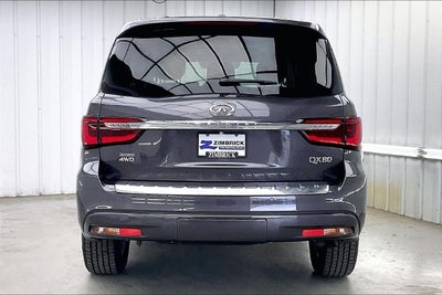 2023 INFINITI QX80 LUXE 8 PASSENGER