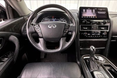 2023 INFINITI QX80 LUXE 8 PASSENGER