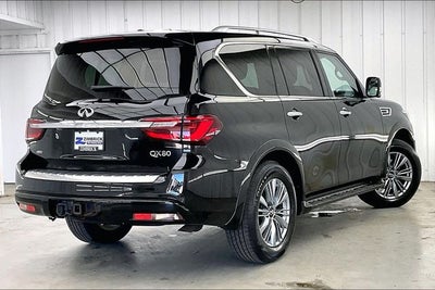 2022 INFINITI QX80 LUXE