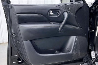 2022 INFINITI QX80 LUXE
