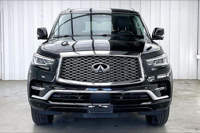 2022 INFINITI QX80 LUXE
