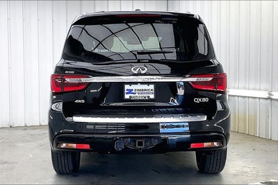 2022 INFINITI QX80 LUXE