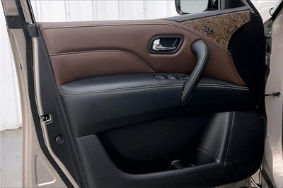 2021 INFINITI QX80 Premium Select