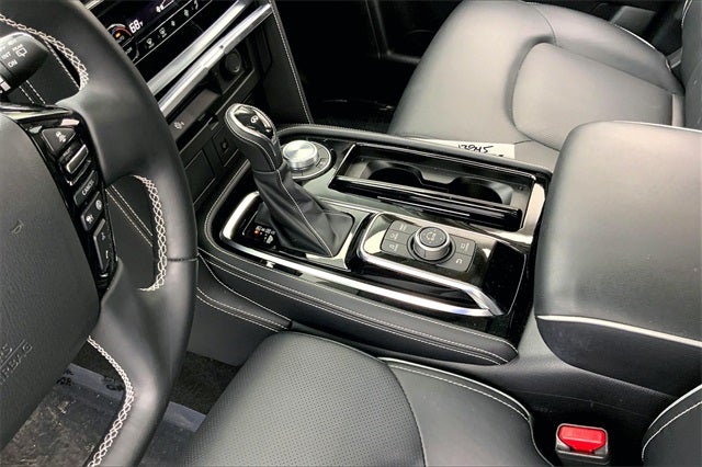 2023 INFINITI QX80 Premium Select