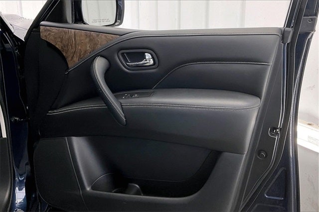 2024 INFINITI QX80 Premium Select