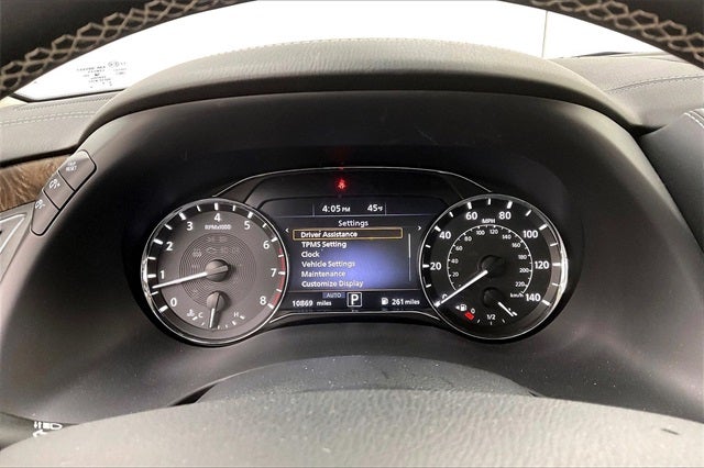 2024 INFINITI QX80 Premium Select