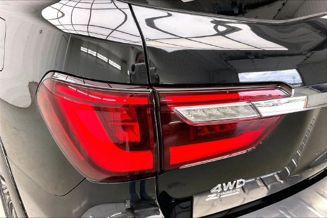 2023 INFINITI QX80 Sensory