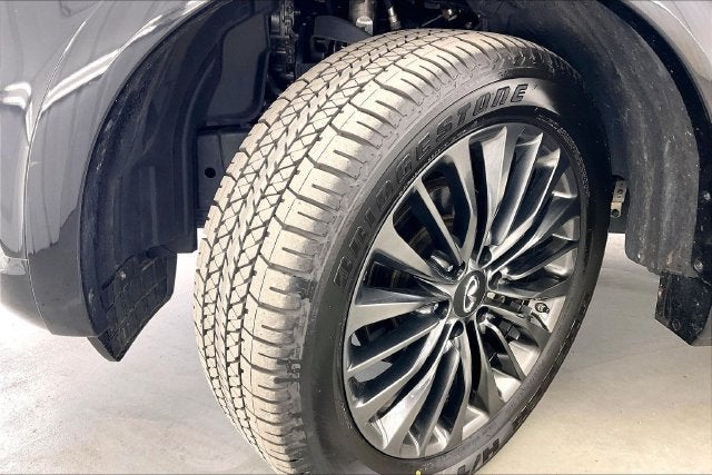 2024 INFINITI QX80 Sensory