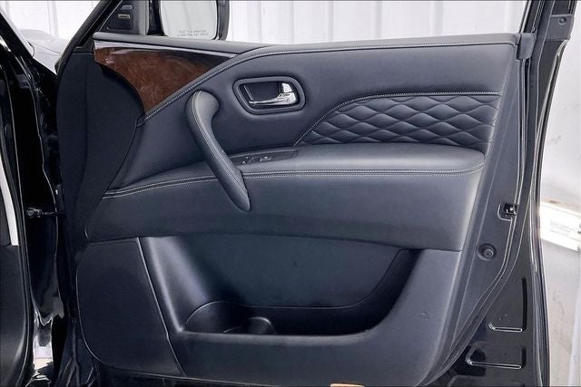 2019 INFINITI QX80 LUXE SENSORY