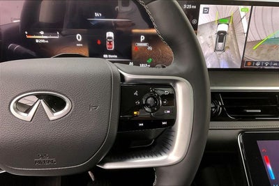 2025 INFINITI QX80 LUXE PROPILOT ASSIST 2.1