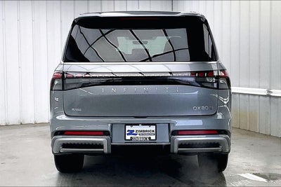 2026 INFINITI QX80 LUXE