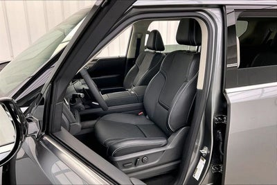 2026 INFINITI QX80 LUXE