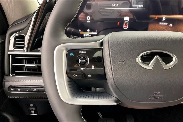 2026 INFINITI QX80 LUXE