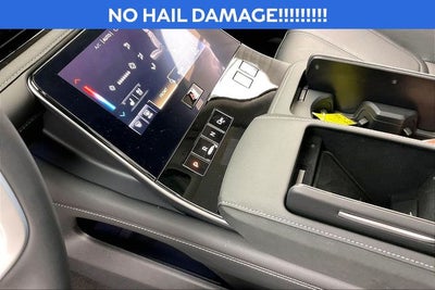 2025 INFINITI QX80 SENSORY 8 PASSENGER