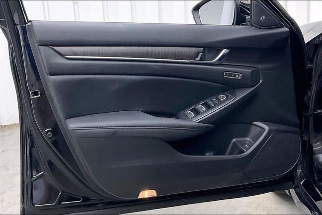 2019 Honda Accord Touring 2.0T