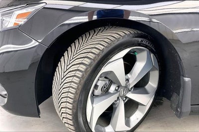 2019 Honda Accord Touring 2.0T