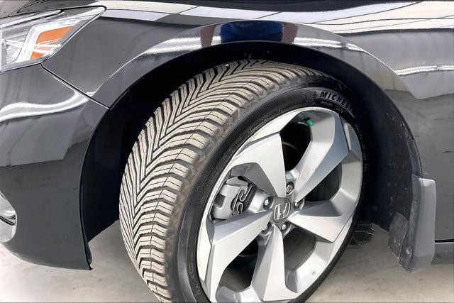 2019 Honda Accord Touring 2.0T