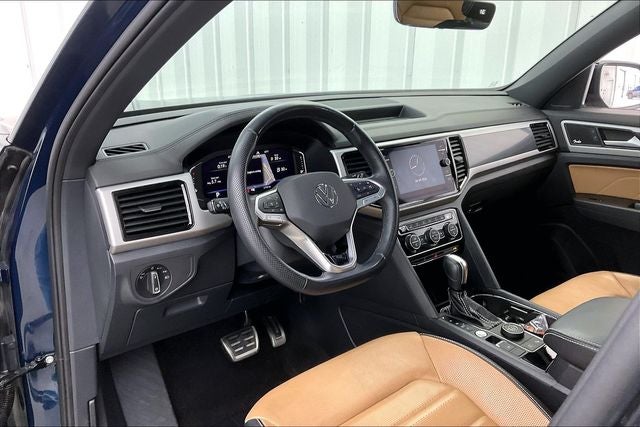 2023 Volkswagen Atlas Cross Sport 3.6L V6 SEL Premium R-Line