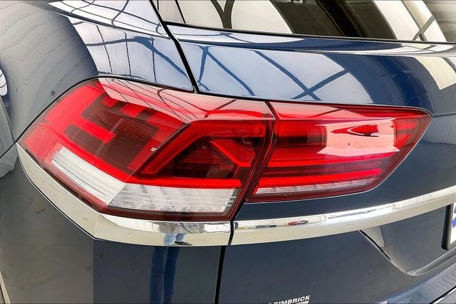 2023 Volkswagen Atlas Cross Sport 3.6L V6 SEL Premium R-Line