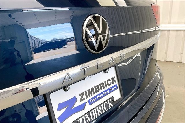 2023 Volkswagen Atlas Cross Sport 3.6L V6 SEL Premium R-Line