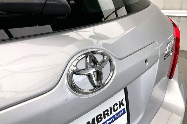 2011 Toyota Matrix Base