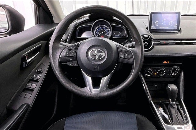 2016 Scion iA Base