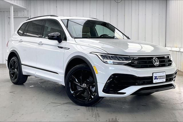 2023 Volkswagen Tiguan 2.0T SE R-Line Black