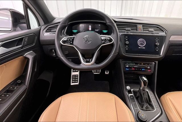 2023 Volkswagen Tiguan 2.0T SE R-Line Black
