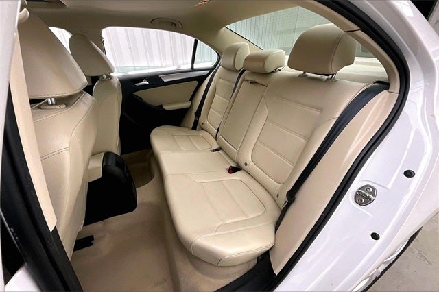 2013 Volkswagen Jetta 2.5L SE Convenience & Sunroof