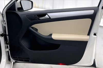 2013 Volkswagen Jetta 2.5L SE Convenience & Sunroof